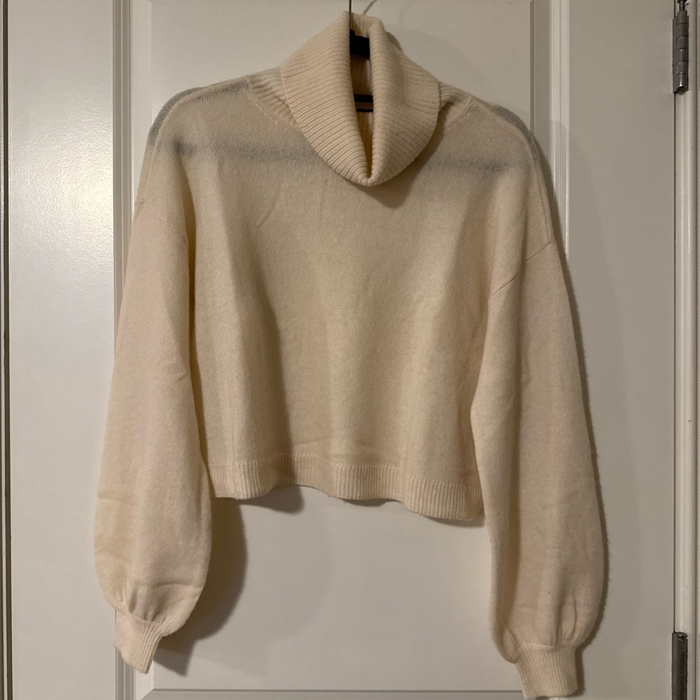Alice + Olivia Cream Cowl Neck Sweater Size Small
